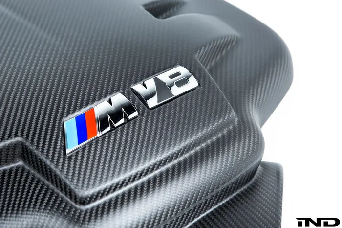 Add OE ///M V8 Emblem