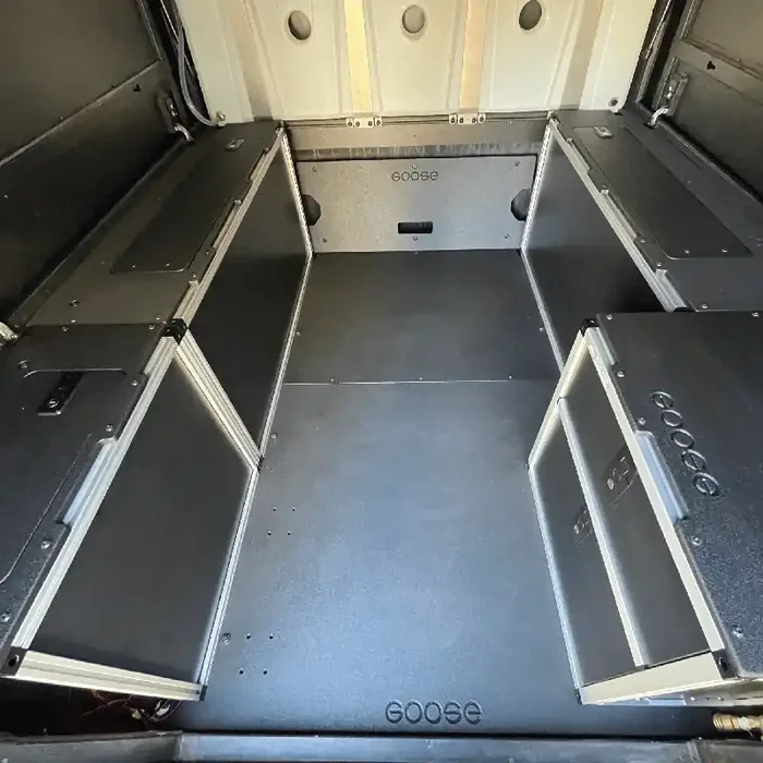 Alu-Cab Canopy Camper V2 – Ford Ranger 2019-2023 4th Gen. – Bed Plate System – 5‘ Bed