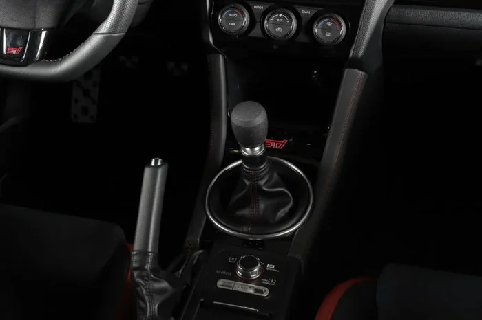 GrimmSpeed Stubby Shift Knob Stainless Steel Black – M12x1.25
