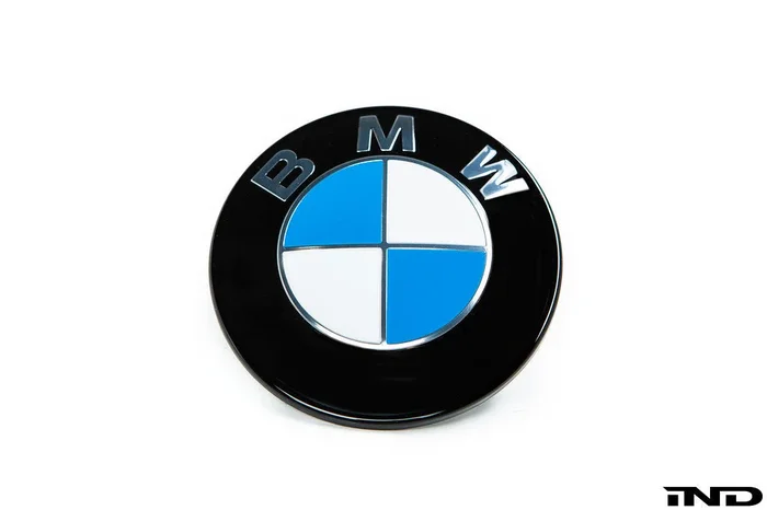 IND Painted BMW Roundel – G87 M2