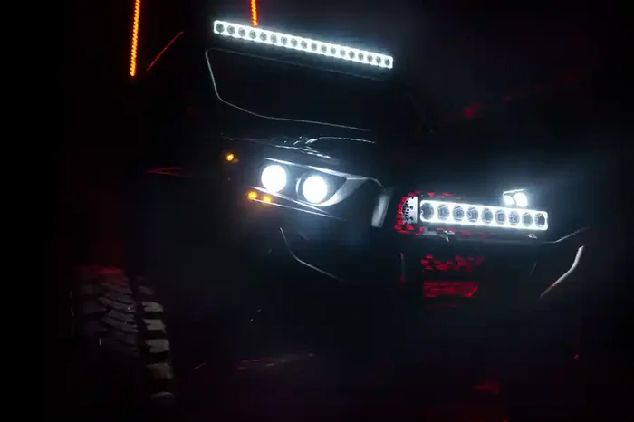 VISION X LIGHTING 19″ XPR HALO 10W LIGHT BAR 9 LED TILTED OPTICS FOR MIXED BEAM – 9911816